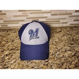 Milwaukee Brewers hat cap New Era 39Thirty Size M/L MLB Baseball